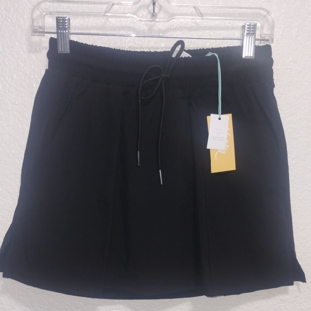 Kona Sol Black Mini Skirt